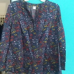 Old Navy women's l/s vneck blouse